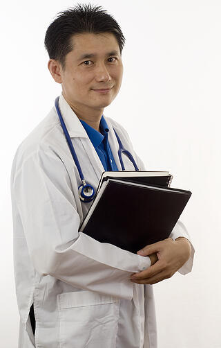 singapore oral surgeon 
